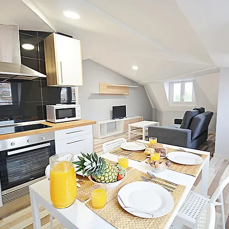 De Playa En El Centro De Apartman O Grove